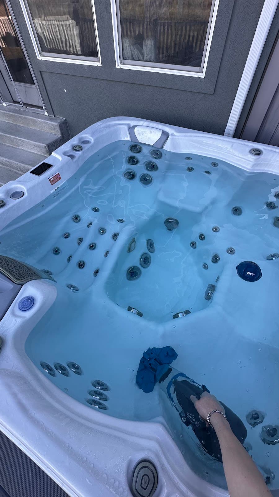 Salt Water Pool vs. Chlorine in Utah: Which Is Better?